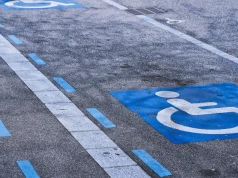 Parking przy szpitalu może kosztować fortunę. Pacjent z Poznania zapłacił 1350 zł po trzech dobach hospitalizacji