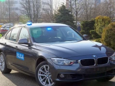 Jak łatwo rozpoznać nieoznakowany radiowóz? Trzeba spojrzeć w jedno miejsce