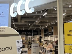 Ażurowe sneakersy to głośny trend na jesień 2026. Te Lasockiego i Rieker znalazłam w CCC