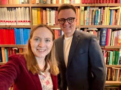 Ma ustąpić miejsca Hołowni, reaguje na „wyrzucenie”. „Zwykły handelek stanowiskiem wicepremiera”