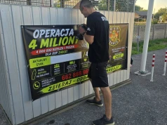 33 tysiące opakowań w miesiąc. „Operacja 4 Miliony” nabiera rozpędu. Strażacy z OSP Żabce pokazują, że nie trzeba prosić o pieniądze