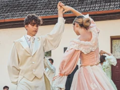 Muzyka klasyczna i malarstwo w letniej odsłonie. Wyjątkowe popołudnie na dziedzińcu Pałacu Działyńskich