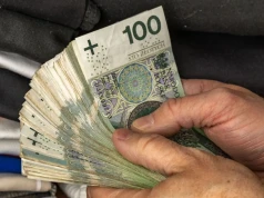 Jest decyzja rządu ws. 14. emerytury. Pieniądze trafią nie tylko do seniorów