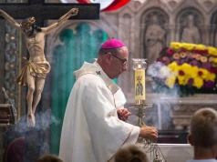 Prymas Polski: Kościół żyje dzięki Eucharystii
