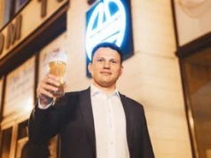 Ile na swoim pubie zarobił Sławomir Mentzen? Znamy wyniki biznesu toruńskiego polityka