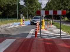 Zmiany w Strefie Parkowania w Krakowie od dziś. Na alei 3 Maja przy Błoniach już tak łatwo samochodu nie zostawisz. Inne zasady parkowania