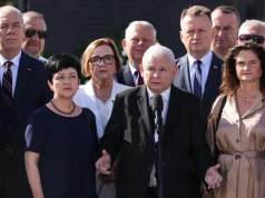 Kaczyński w czasie miesięcznicy wspomniał o Nawrockim. Wyjawił, o co go poprosił