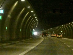 Tunel na Zakopiance pobił rekord. Prawie 55 tys. samochodów w jeden dzień