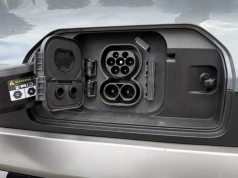 Jakie są straty na ładowaniu samochodu elektrycznego? ADAC: Kilka-kilkanaście procent. Tesla Model Y: 3-12,7 procent