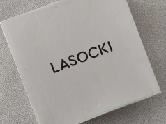 Lasocki i Zara stawiają na koniakowe mokasyny. Ten kolor wraca jesienią i rządzi w stylizacjach