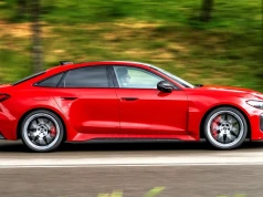 Audi RS 5 Limousine ma 639 KM i waży prawie 2,4 t. Szybko zapomnisz o nadwadze | TEST