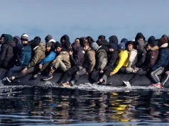 Rekordowa liczba migrantów na jednym pontonie przepłynęła kanał La Manche