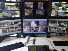 Para ukradła mężczyźnie telefon. Kradzież zarejestrował miejski monitoring wizyjny