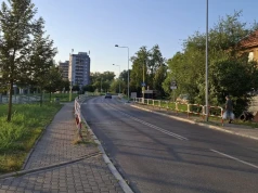 Ścieżka się kończy, rowerzyści jadą z samochodami. Mieszkaniec apeluje o zmiany