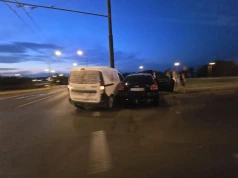 I znów to samo w tym miejscu. Tym razem Dacia zderzyła się z Audi