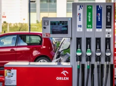 Polacy żądają tańszych paliw. Rząd ma poważny problem