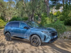 Gigantyczna wyprzedaż Peugeot. Ceny spadają o dziesiątki tysięcy, importer odchodzi