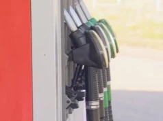 Zapytali Polaków o ceny paliw. Gorzka ocena działań rządu