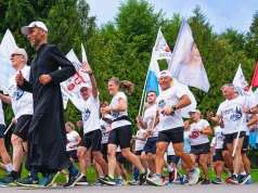 Z Radomia do Częstochowy biegiem. Ruszyła 15. Diecezjalna Pielgrzymka Biegowa