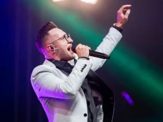 Kuba z Playboys ma prawdziwy skarb w garażu. To czerwony luksus