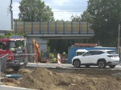 Kładka pod wiaduktem nabiera kształtu. Wiemy, kiedy będzie gotowa