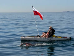 Polak przepłynął Kanał Catalina! Michał Tomaszowski pokonał ponad 33 km oceanu