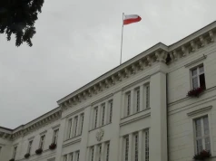 Urzędnicy będą mieli długi weekend. Oznacza to, że tego dnia możemy nic nie załatwić