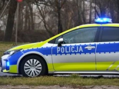 Nowa Wola: Jechał pijany, wymusił pierwszeństwo i zderzył się z dostawczakiem. Hulajnogista ukarany wysokim mandatem