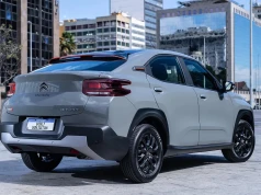Fiat pozycjonowany wyżej, Peugeot i Citroën dostają nowe role. Stellantis ma swój pewniak na wzrost: +10% przychodów