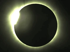Zaćmienie Słońca 2026. NASA dementuje teorie spiskowe
