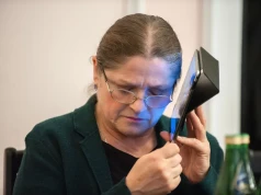 Krystyna Pawłowicz może stracić emeryturę. Prof. Zoll mówi o „szeregu kar”