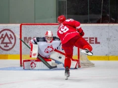 Stalownicy wygrali pierwszy sparing. We Frydku-Mistku padło osiem goli