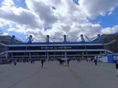 Nowe oświetlenie stadionów Wisły i Cracovii. Czy pylony przy Reymonta znikną?