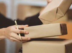 DPD śledzenie paczek po numerze – gdzie sprawdzić status przesyłki i jakie kartony DPD Pickup kupić?