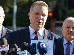 "Niezgodny z wiedzą naukową". Flagowy pomysł PiS w ogniu krytyki