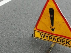 Czołowe zderzenie na wojewódzkiej trasie Świdnica-Strzegom