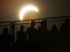 Wszystkie oczy w niebo. Tak wyglądał słoneczny spektakl na niebie