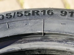 Kierowcy widzą je każdego dnia. Nie każdy wie, co oznaczają cyfry na oponach