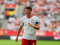 Media: Anglik chce grać dla Polski. Zastąpi Lewandowskiego?