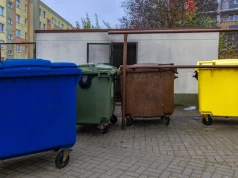 Opłaty wzrosną przez system kaucyjny. Bo gminy straciły część swojej działki