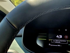 Wsiadłam, ruszyłam z miejsca a nowa Dacia Sandero Stepway od razu pokazuje mi „alarm zmęczenia”
