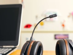 Francja banuje telemarketing. Jak jeden podpis w Paryżu zagraża 50 tysiącom miejsc pracy w Maroku