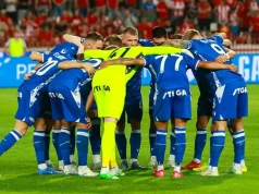 Piłkarze Lecha nie dolecieli na mecz. Samolot zawrócony przez mgłę