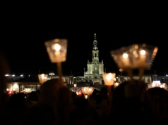 Fatima: około 30 tys. pielgrzymów upamiętniło 109. rocznicę uwięzienia małych wizjonerów