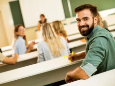 Przebranżowienie w wieku dorosłym. Jak Kwalifikacyjne Kursy Zawodowe (KKZ) zmieniają zasady na rynku pracy?
