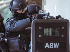 Oferty pracy w ABW przyciągają tłumy. Wiemy, na jakie zarobki można liczyć