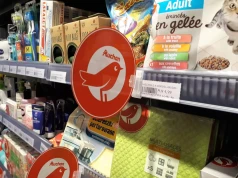 Auchan ogłasza nową wakacyjną cenę paliwa. O ile mniej zapłacą kierowcy?