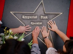 Krzysztof Ptak z gwiazdą na Piotrkowskiej. Łódź upamiętniła wybitnego operatora