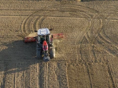 Oszczędność paliwa w MF 8S Xtra — ile może wynieść przez 5 lat pracy ciągnika?