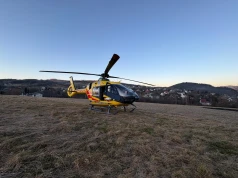 Wypadek podczas prac rolniczych w Tymbarku. Interweniowało Lotnicze Pogotowie Ratunkowe